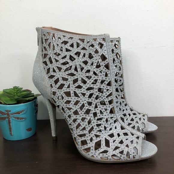 NEW Zigi Soho Drift Caged Peep Toe Ankle Bootie Rhinestone Glitter Heels Size 8 - Picture 2 of 11